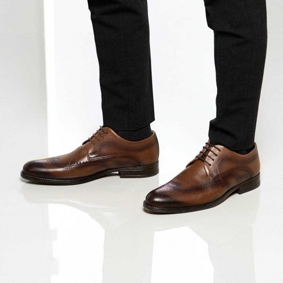 Elegante herresko 907 i sand lifestyle