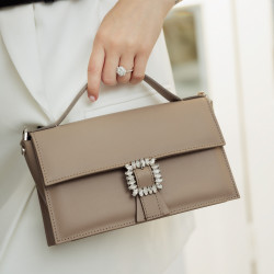Damehåndtaske 039g 01 taupe lifestyle