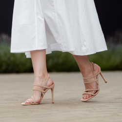 Damesandaler 1345 beige ruskind lifestyle
